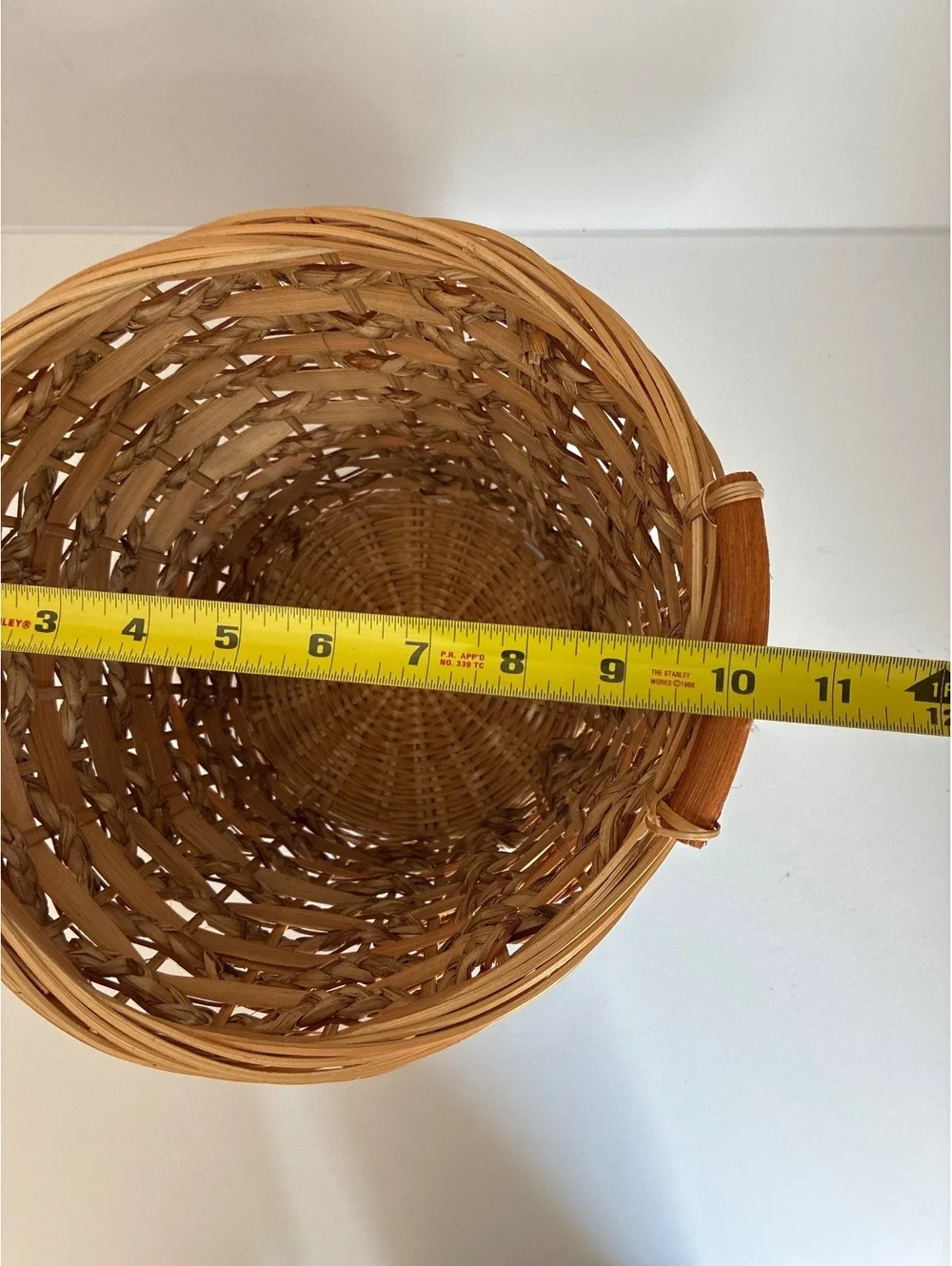 Vintage Woven Seagrass Reed Basket with Handles Rustic Boho Storage Planter 10”